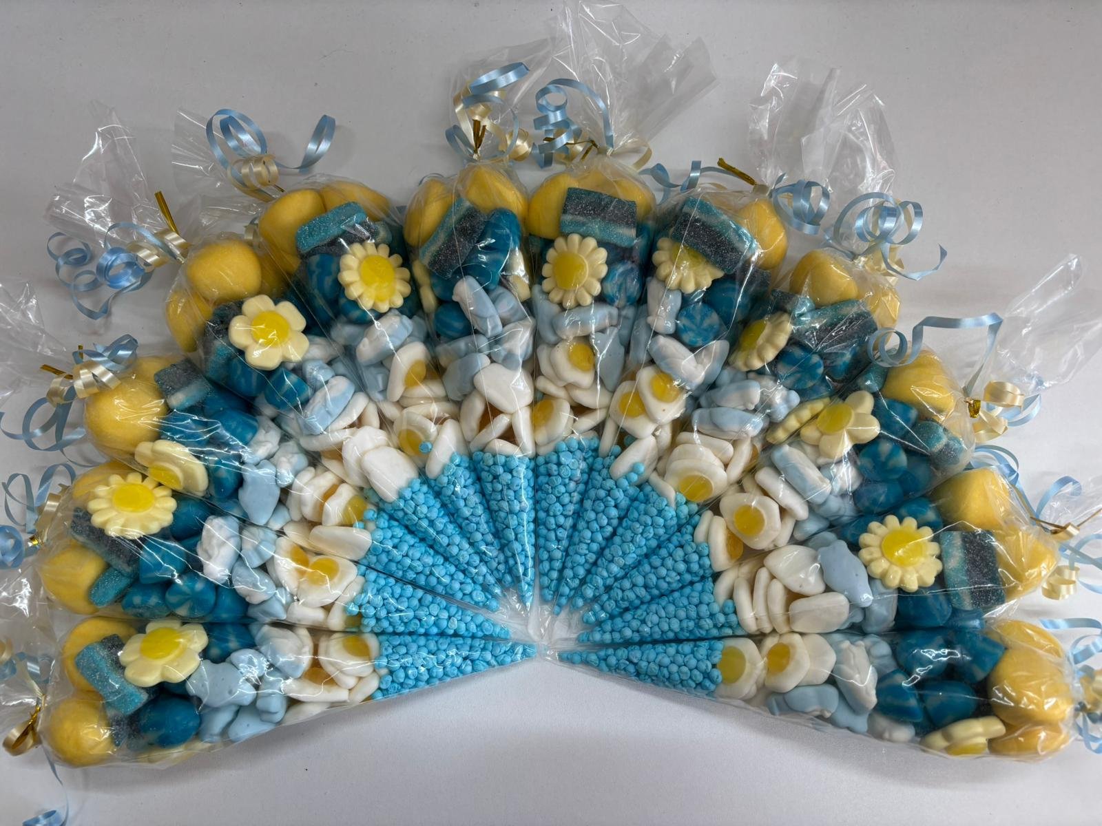 Sweeeeeetz Cones - Large 200gram Filled Sweet Cones