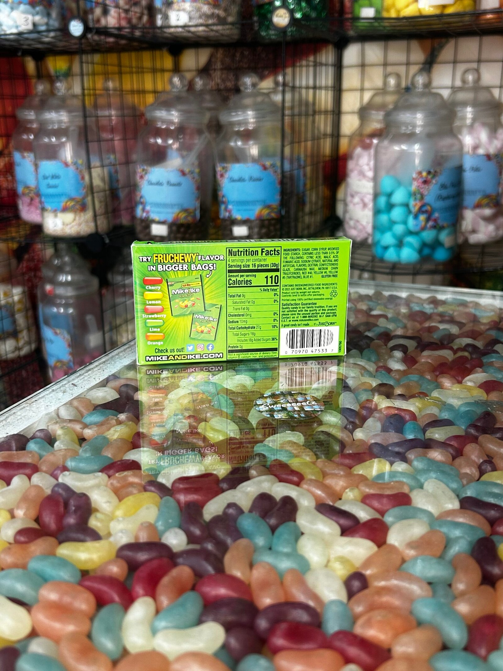 Mike and Ike Original Fruits Sweets Theatre Box 120g - Image 2